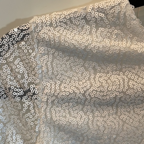 Women’s white stress in sequin - brand new never worn - Picture 2 of 6